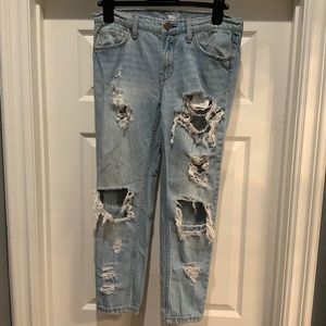BDG URBAN OUTFITTERS WOMENS 27 SLIM BOYFRIEND JEANS DISTRESSED GRUNGE LIGHT BLUE